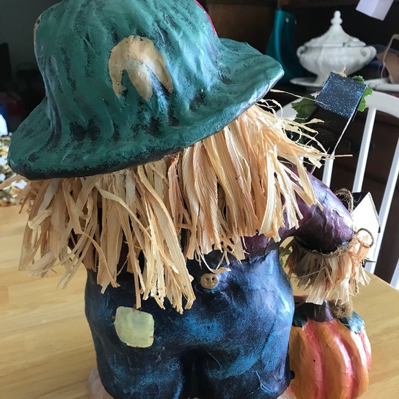 Fall Scarecrow - Picture 2 of 5